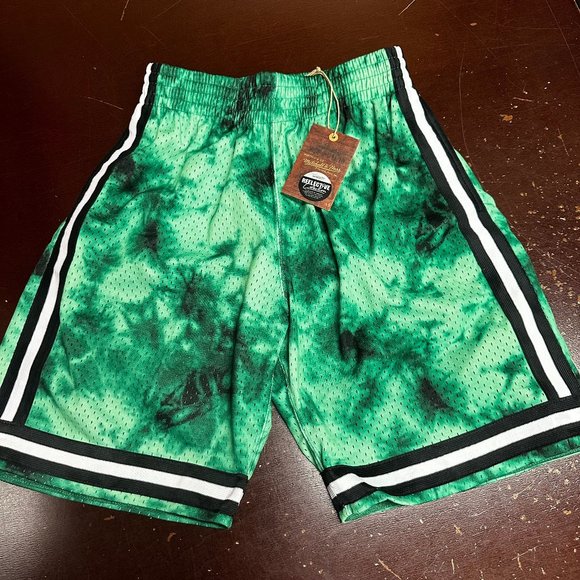 Mitchell & Ness Shorts Mitchell Ness Mens Green Boston Celtics Nba